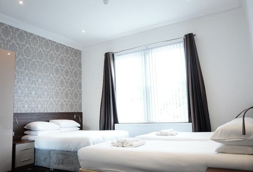 Quarto Triplo Estandar, Marlborough