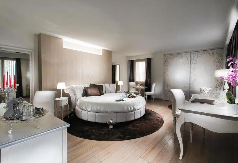 자쿠지 스위트, Princier Fine Resort & Spa