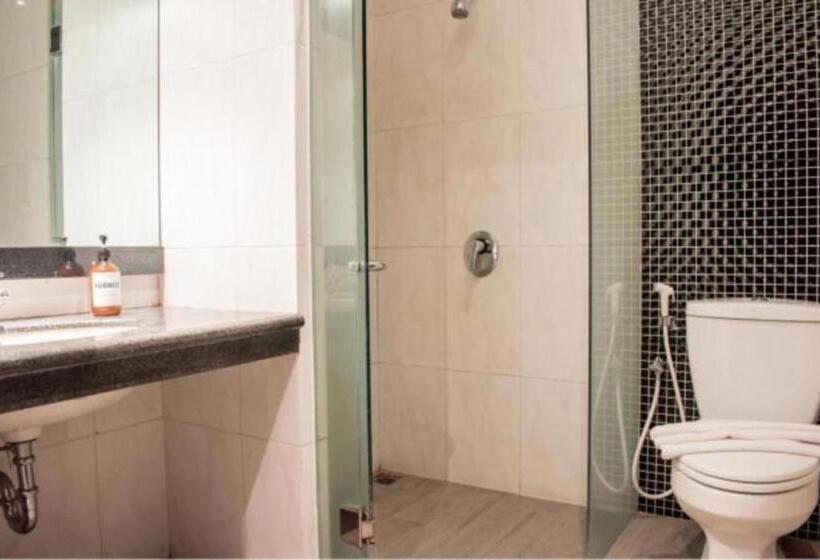 Номер Superior, Luminor Hotel Jember By Wh