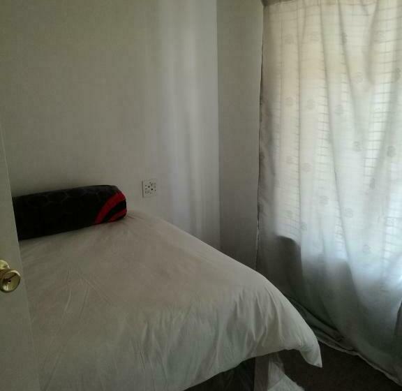 Номер Economy, Home Away From Home