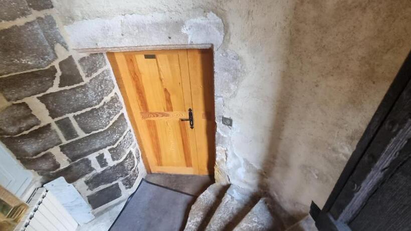 Номер Стандарт, Maison Au Loup   Superbe Ancien Hotel Particulier Du Xvie Siècle Au Cœur De La Vieille Ville Du Puy