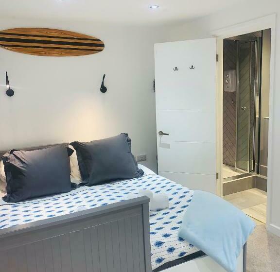 Quarto Deluxe, Trig Private Studio, Courtyard, Walk To Fistral