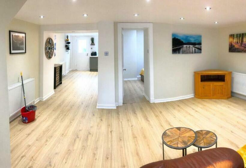 Номер Стандарт, Mystayinn Tomnahurich Guest House