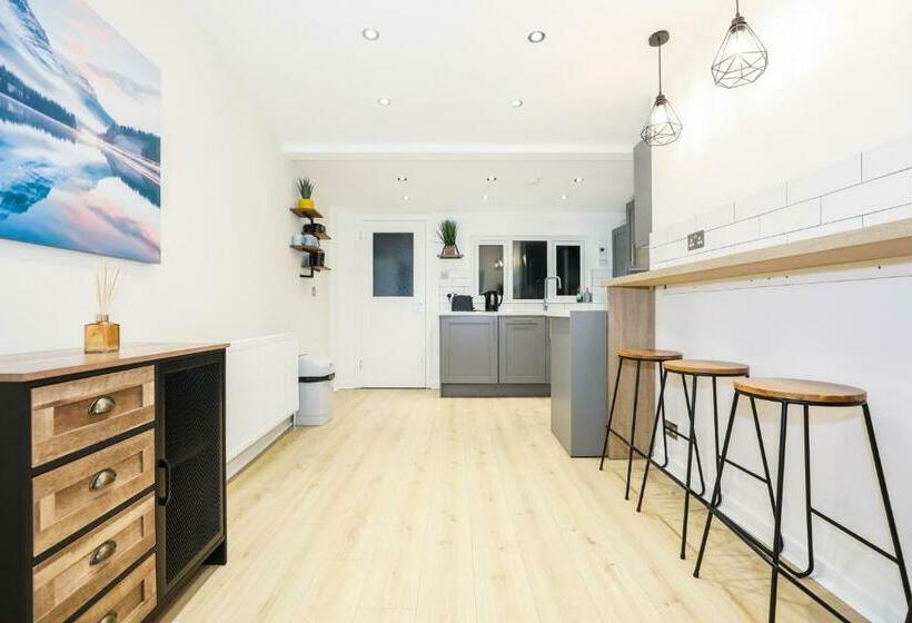 Номер Стандарт, Mystayinn Tomnahurich Guest House