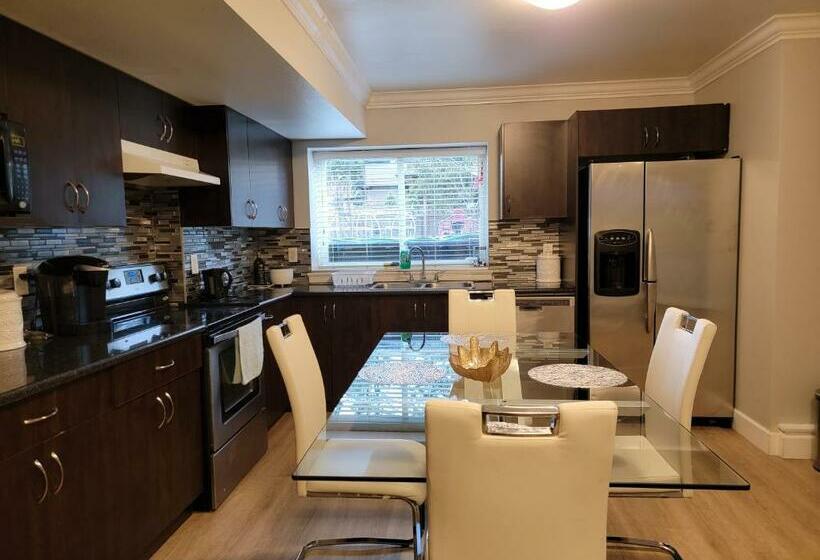 Family Suite, Oscar Inn & 2bd Family Suite Or Private Room