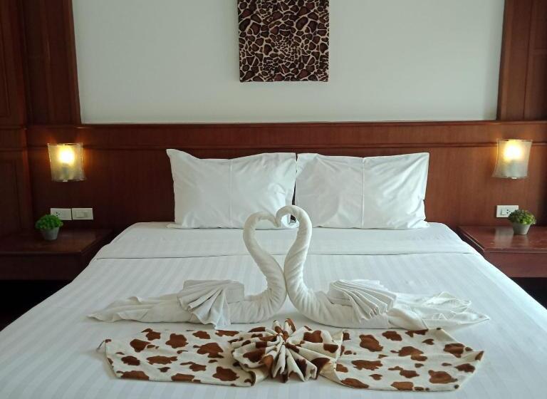 Quarto Estandar Vista Montanha, New Forest Patong