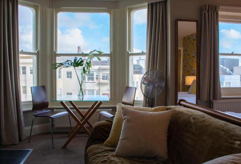 Номер Стандарт Боковой Вид на Море, Amherst Brighton