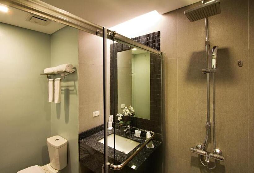 디럭스 룸, Bayfront Hotel Cebu North Reclamation