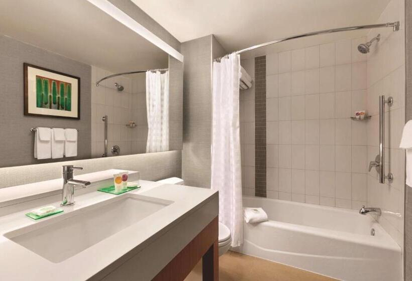 ２ダブルベッドのスタンダードルーム, Hyatt Place Baltimore Inner Harbor