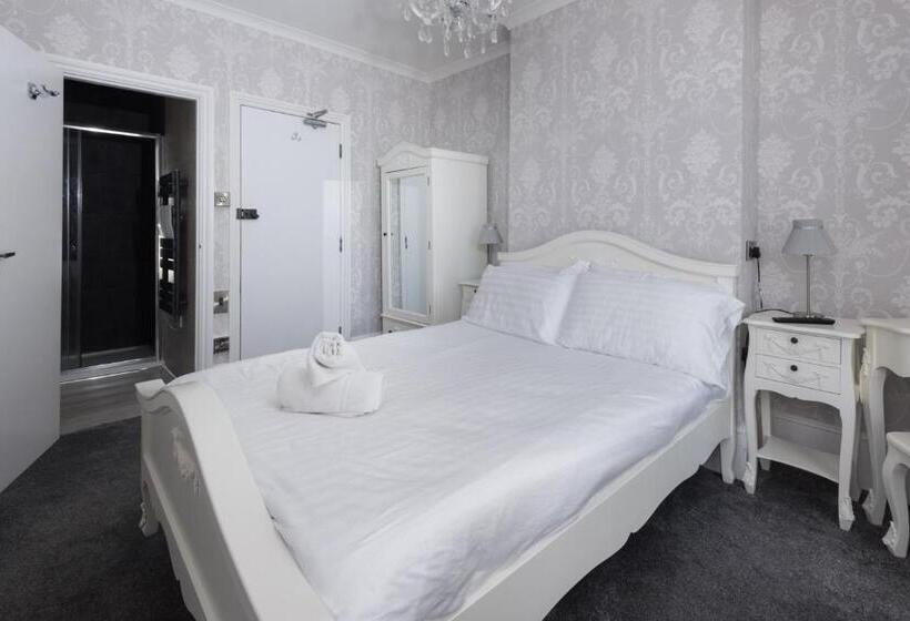 Quarto Premium, Innit Bliss