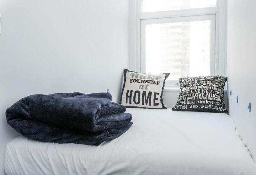 Quarto Estandar Banheiro Compartilhado, Innit Bliss