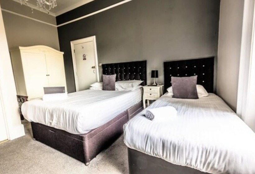 Quarto Triplo Estandar, Innit Bliss