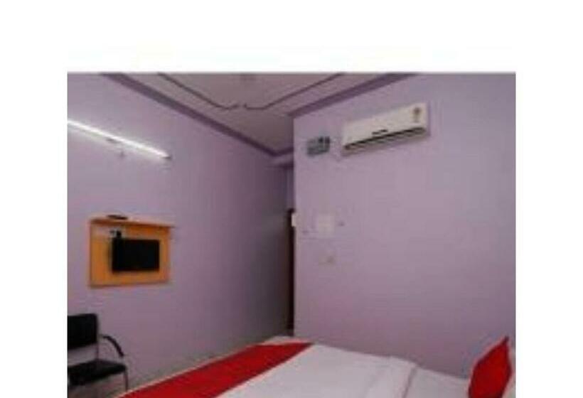 Номер Deluxe, Chaitdeep Palace, Gorakhpur