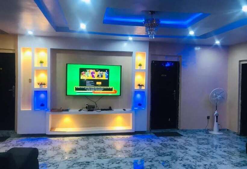 اتاق استاندارد, Umbrella Properties   Eleyele Ibadan