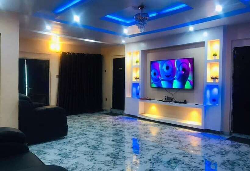 اتاق استاندارد, Umbrella Properties   Eleyele Ibadan