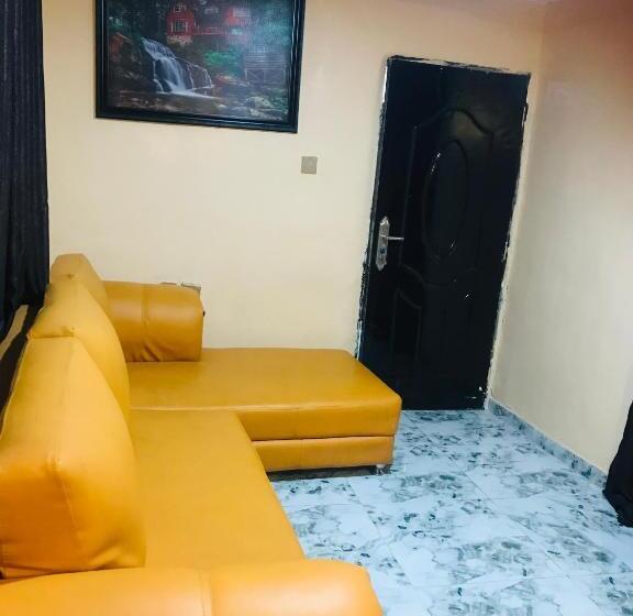 آپارتمان 1 خوابه همکف, Umbrella Properties   Eleyele Ibadan