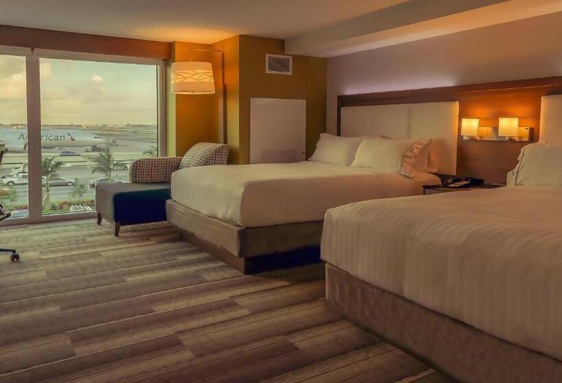 Номер Стандарт, Holiday Inn Express & Suites Miami Airport East, An Ihg