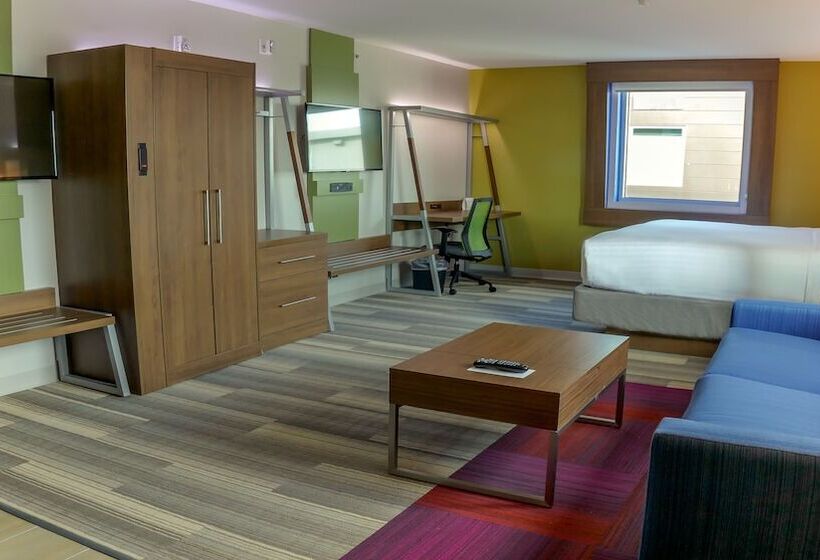 Люкс, Holiday Inn Express & Suites Miami Airport East, An Ihg