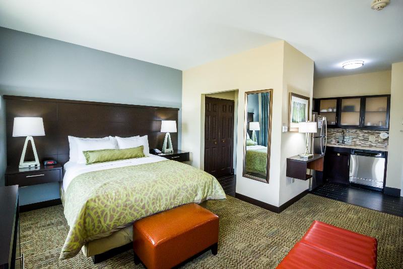 Люкс Адаптированный для Инвалидов, Staybridge Suites Plano   Legacy West Area, An Ihg