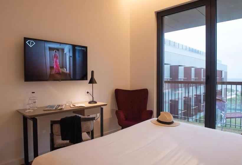 اتاق سوپریور با چشم‌انداز دریا, Sines Sea View Business & Leisure