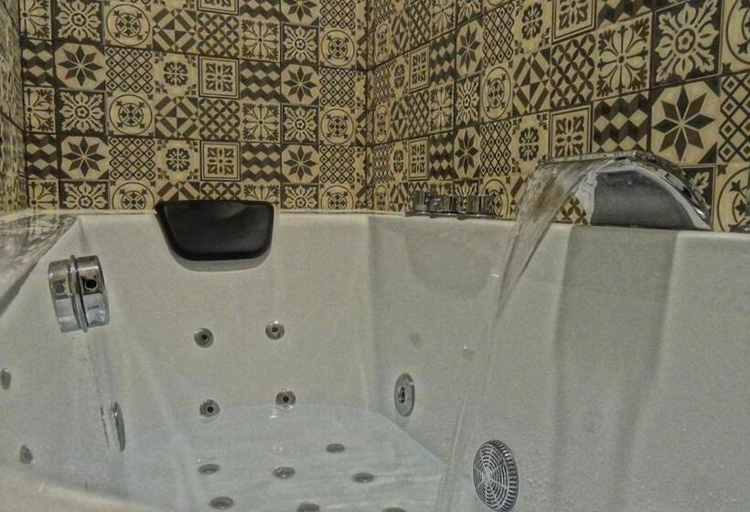 سوئیت با وان آب گرم, Cozy Rooms   Bañera Hidromasaje
