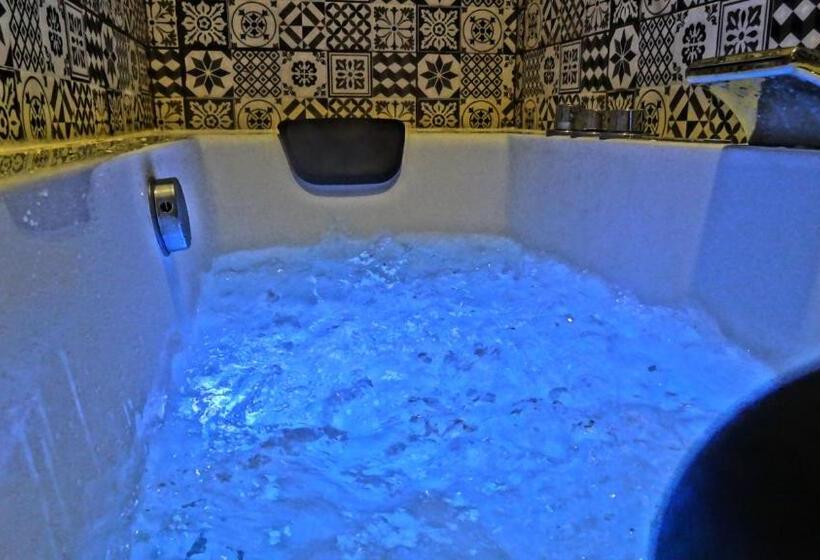 سوئیت با وان آب گرم, Cozy Rooms   Bañera Hidromasaje