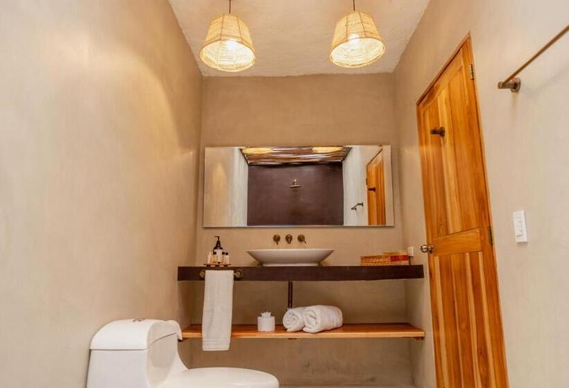 اتاق لوکس, Bora Bora Beach Club
