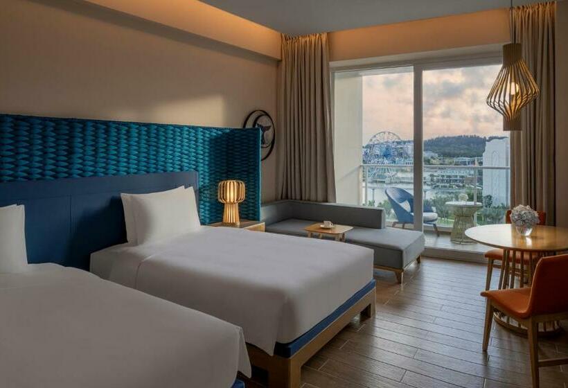 Номер Стандарт Вид на Парк, Hyatt Regency Hainan Ocean Paradise Resort