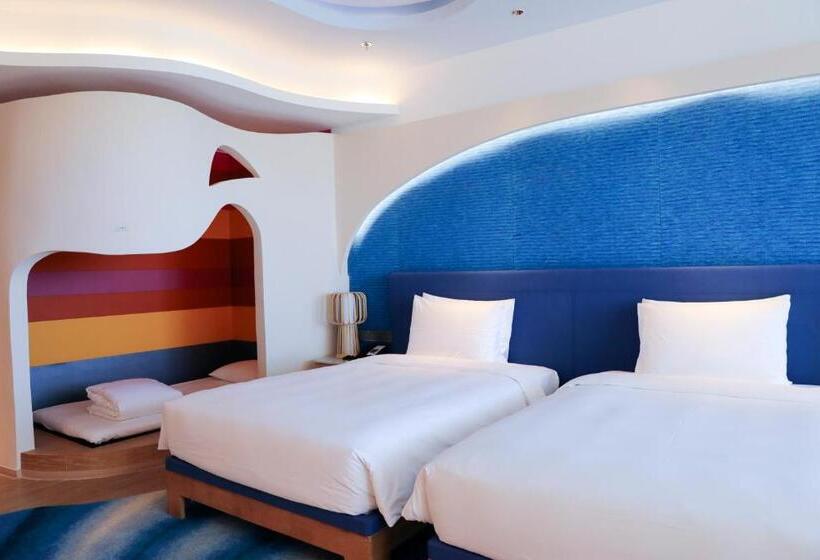 Семейный Номер, Hyatt Regency Hainan Ocean Paradise Resort