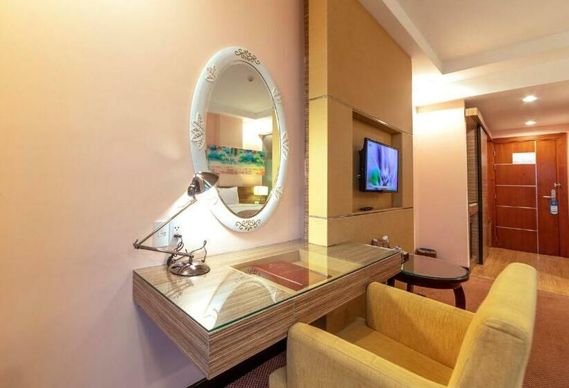 Номер Deluxe, Vietsovpetro Hotel Dalat
