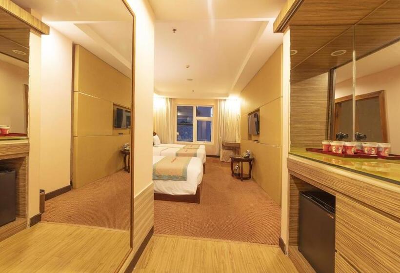Номер Deluxe, Vietsovpetro Hotel Dalat