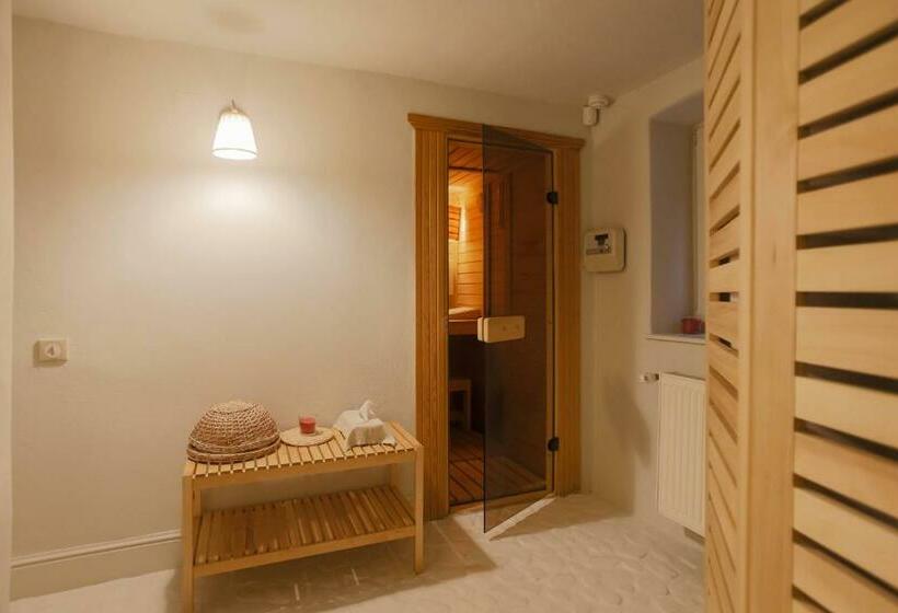 ویلای سوپریور 1 خوابه, Vilegiatura/florica Socolescu Villa