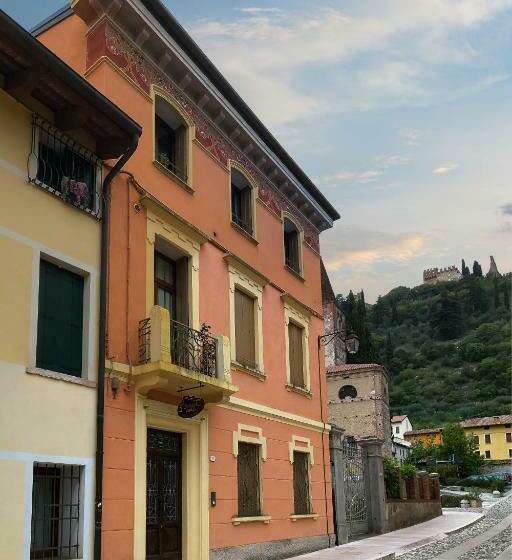 اتاق استاندارد, B&b Borgo Castello