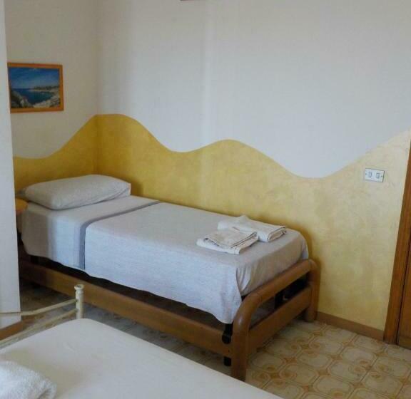 标准三人间, B&b Il Cedro