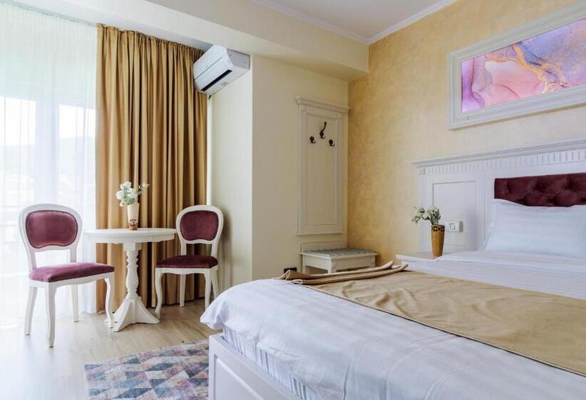 اتاق استاندارد با بالکن, Central   Baile Olanesti