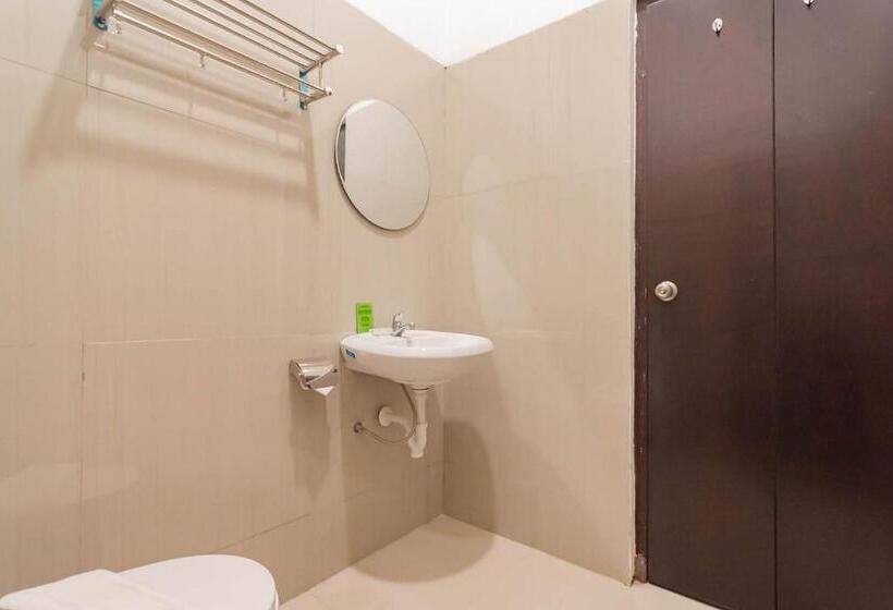 Семейный Номер, Urbanview Hotel Sagara Bogor
