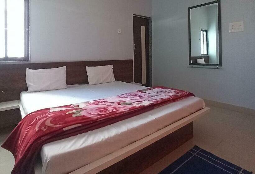 Номер Стандарт, Adiraj Palace And Lodging