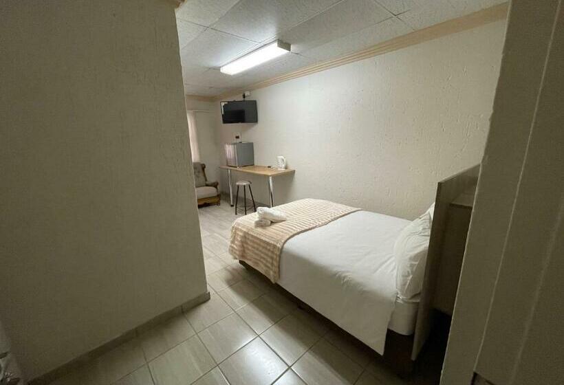 Номер Стандарт, Nite Owl B&b
