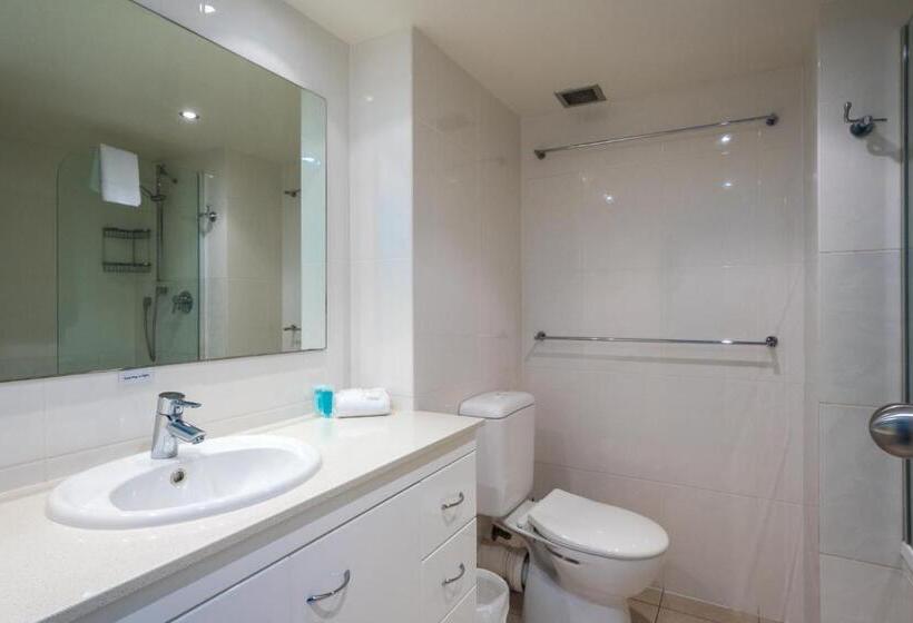דירת שני חדרים, Breakers North Absolute Beachfront Apartments
