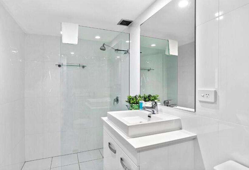 דירת שני חדרים, Breakers North Absolute Beachfront Apartments