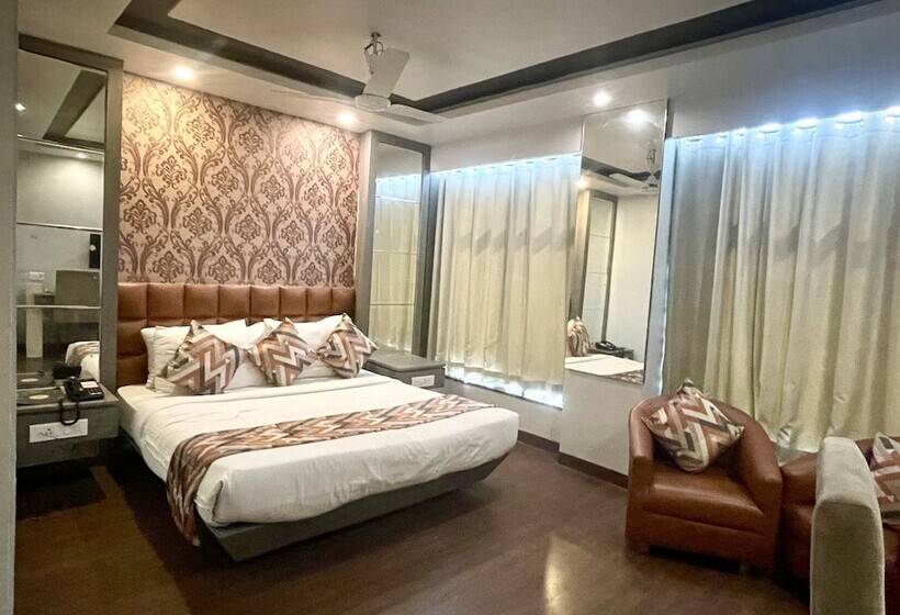 اتاق لوکس, Narulas Aurrum