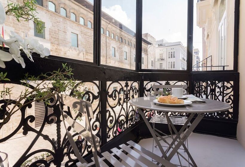 استودیوی لوکس, San Lorenzo Boutique