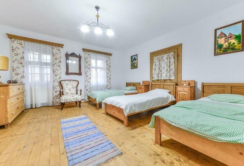 Трехместный Номер Стандарт Совместная Ванная, Casa Trappold
