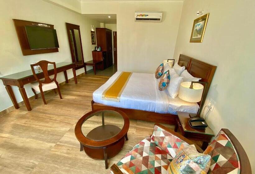 اتاق سوپریور با تخت بزرگ, Green View By Green Tree Hotels