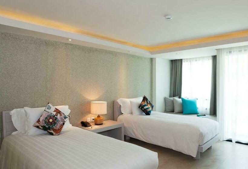 수피리어 룸, Zenmaya Oceanfront Phuket, Trademark Collection By Wyndham