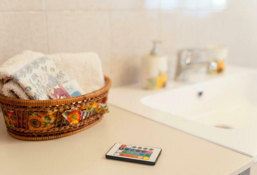 Полулюкс, Berici Bed And Breakfast