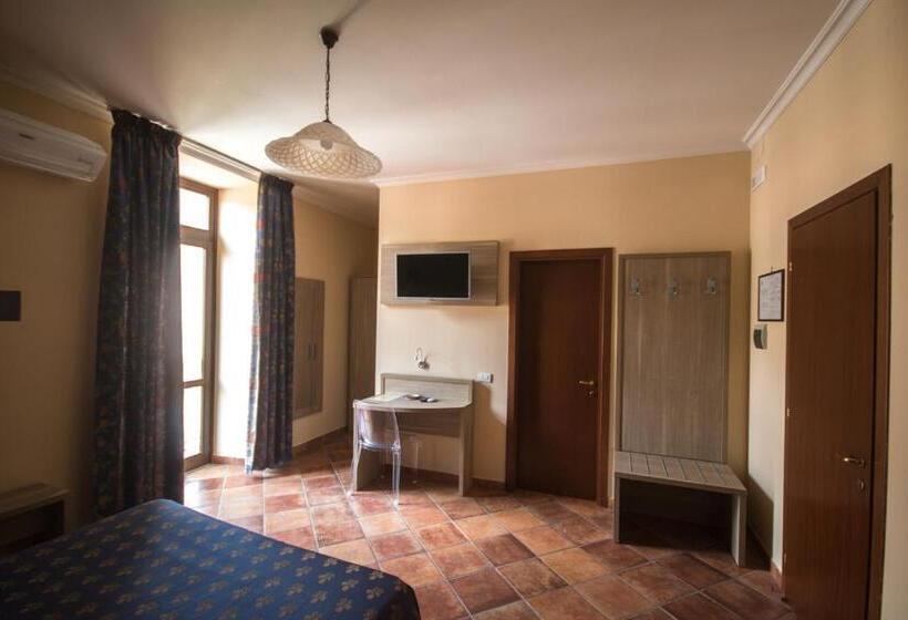 スタンダード４人部屋, Albergo Penza
