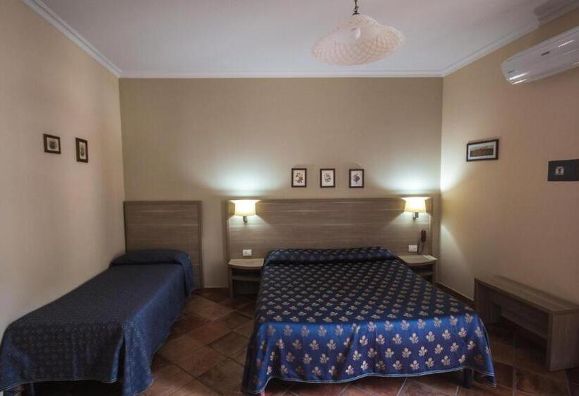 スタンダード４人部屋, Albergo Penza