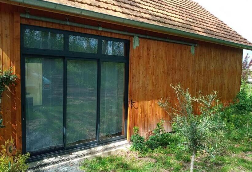 带花园景观的标准工作室, Le Baugyte   Gite De Groupe   14 Lits Simples