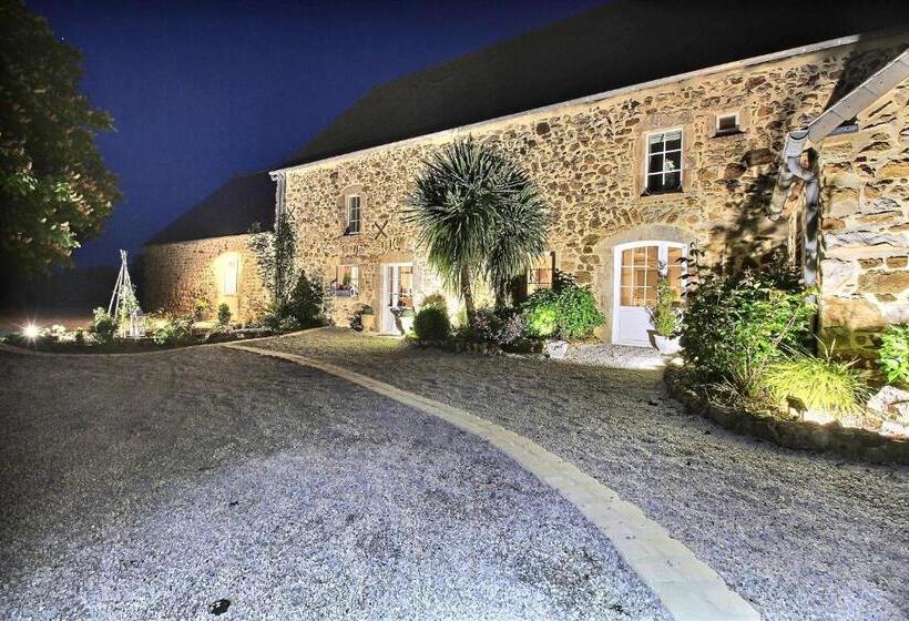 Номер Deluxe Кровать Кинг, Le Domaine D Etaville